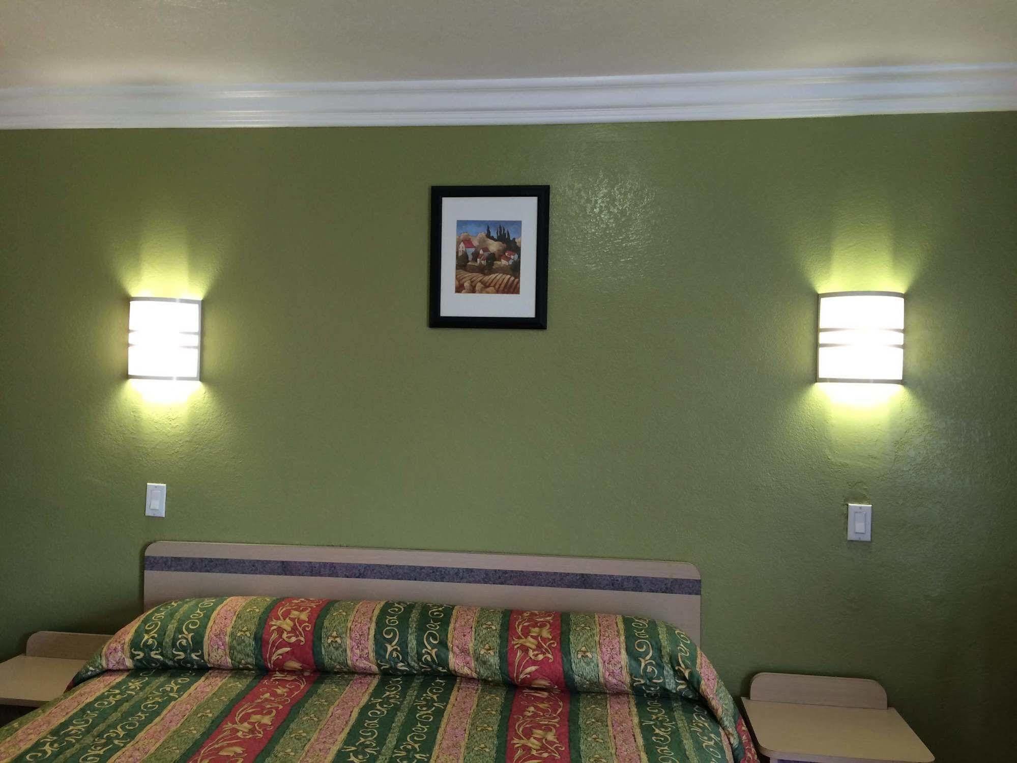 Value Inn Hollywood Лос-Анджелес Экстерьер фото