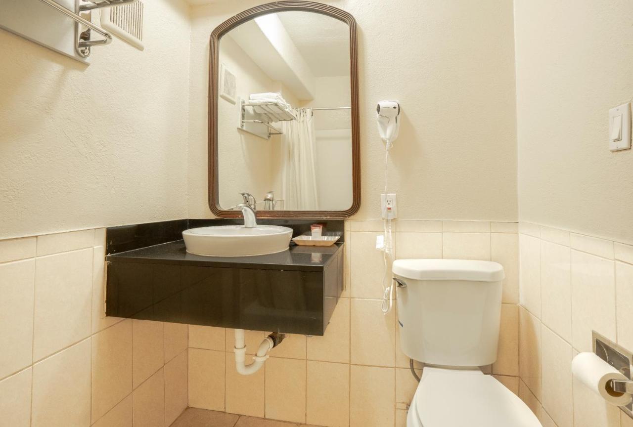 Value Inn Hollywood Лос-Анджелес Экстерьер фото