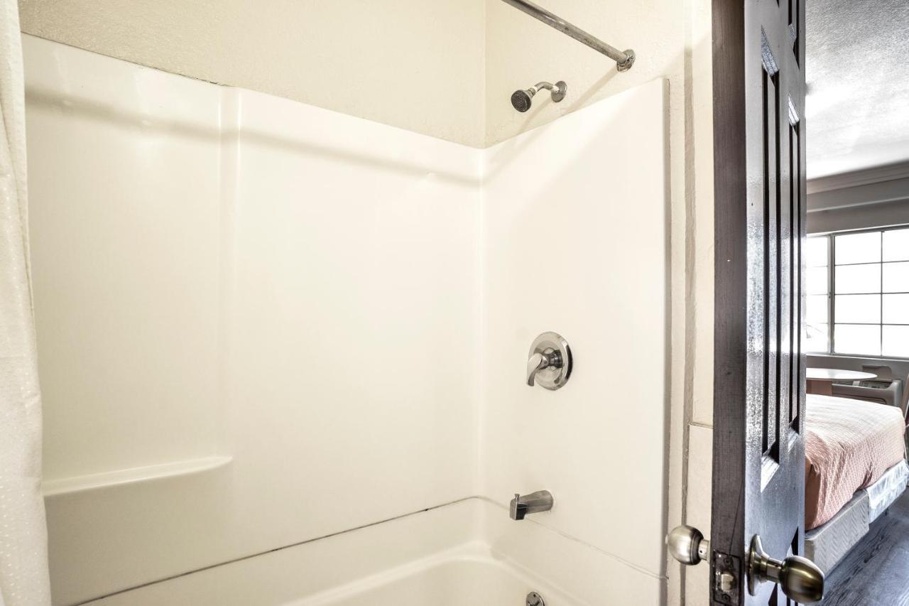 Value Inn Hollywood Лос-Анджелес Экстерьер фото